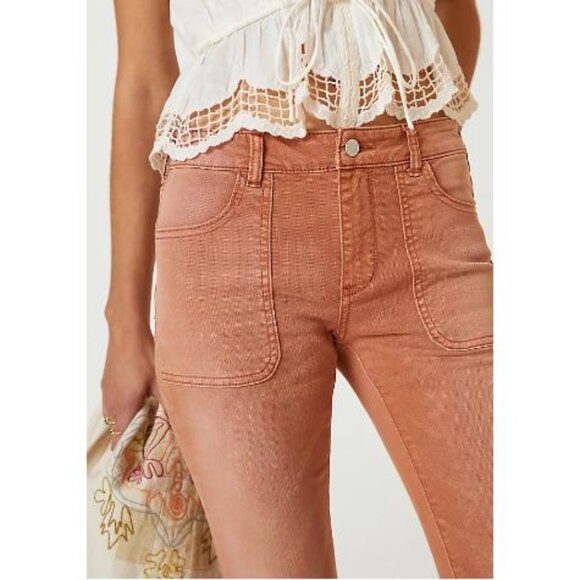 Anthropologie Pilcro The Low-Rise Icon Flare Jeans Burnt Bronze Size 25 - Picture 2 of 10